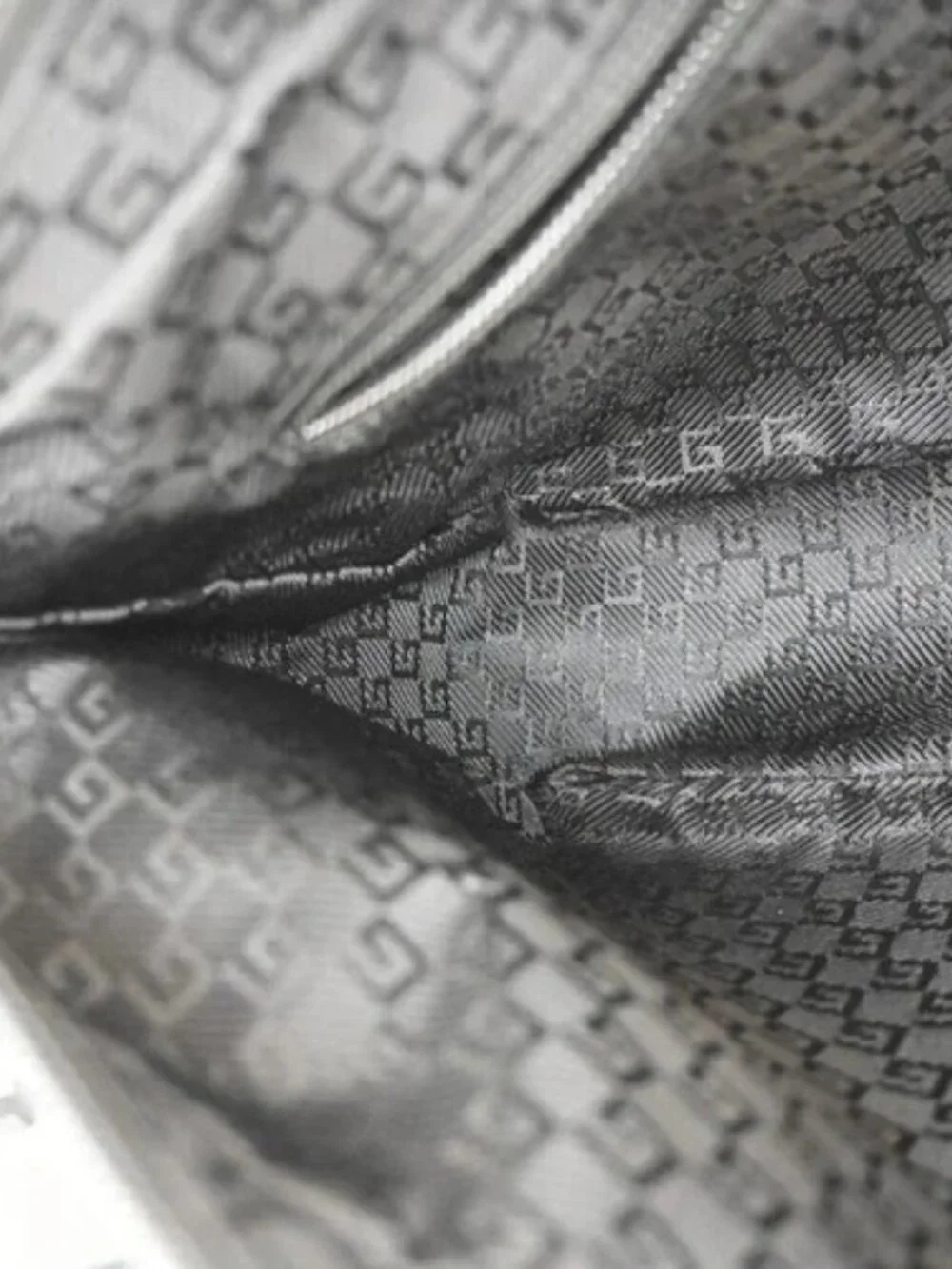 GUCCI Logo Shoulder Hobo Bag Leather Black GHW Italy 62KD276